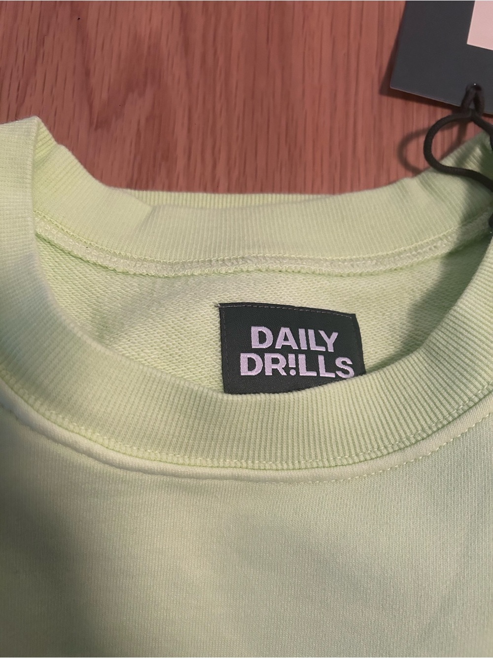 Daily Drills Oversized Crew Sweatshirt - Zilker Green Size M/L NWT - Picture 9 of 12